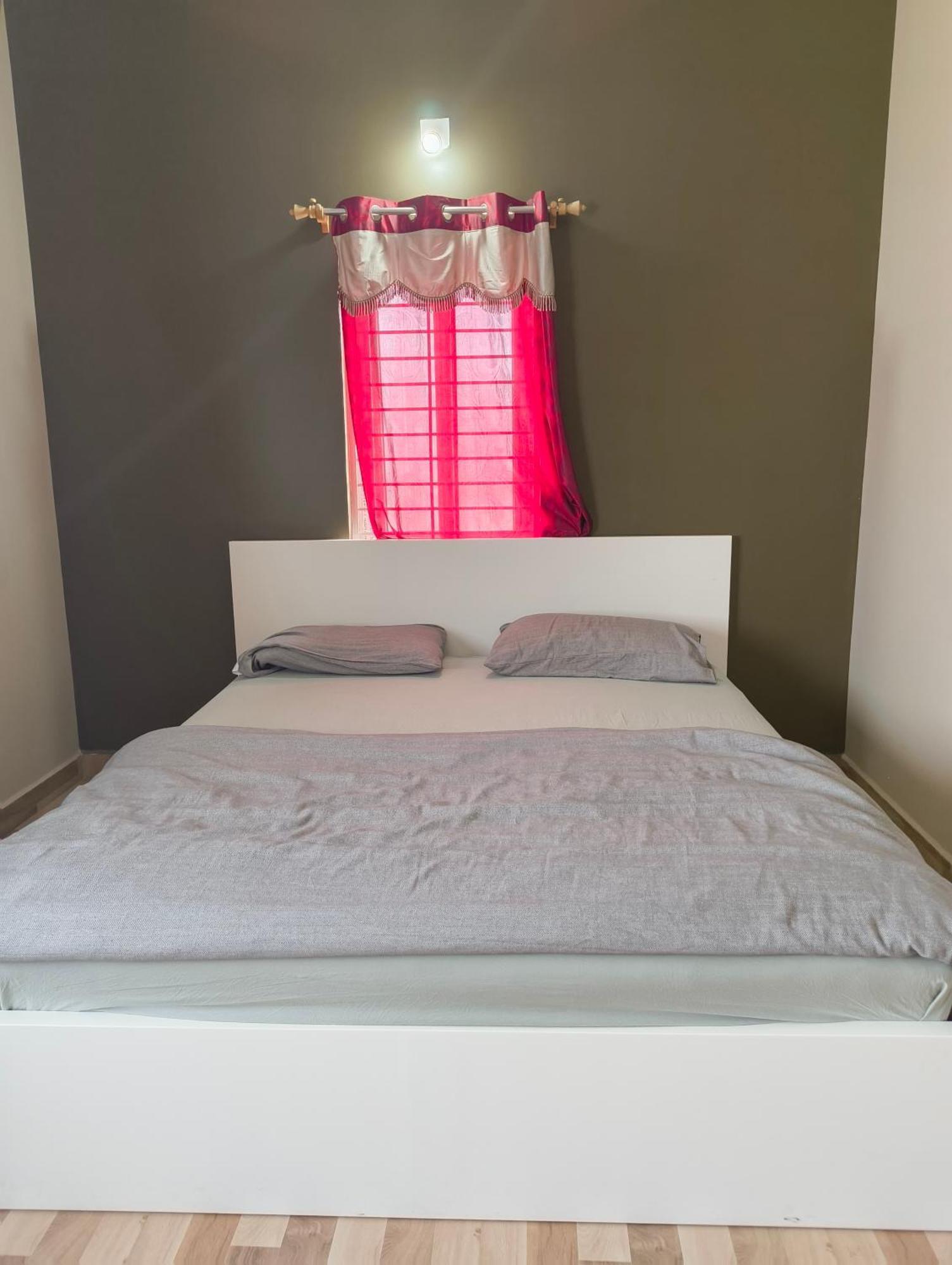 Jai Anjaneya Guesthouse Devanahalli Buitenkant foto
